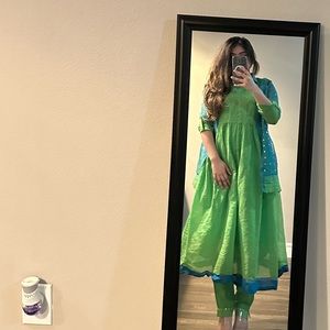 W for women NWOT brand new three piece set vibrant colors